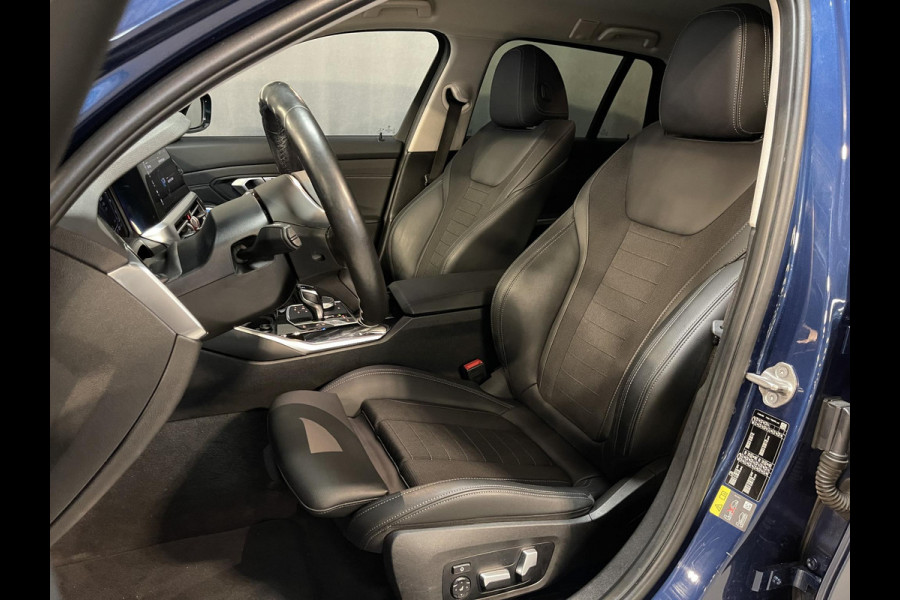 BMW 3 Serie Touring 330e xDrive Sport Line 18"/Sportstoelen + memory/Stoel + stuurverwarming/Keyless/PDC/Apple Carplay & Android Auto