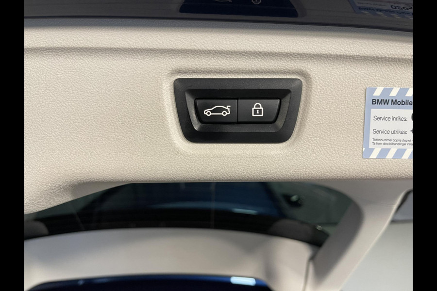 BMW 3 Serie Touring 330e xDrive Sport Line 18"/Sportstoelen + memory/Stoel + stuurverwarming/Keyless/PDC/Apple Carplay & Android Auto