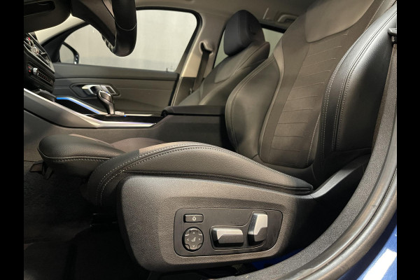 BMW 3 Serie Touring 330e xDrive Sport Line 18"/Sportstoelen + memory/Stoel + stuurverwarming/Keyless/PDC/Apple Carplay & Android Auto
