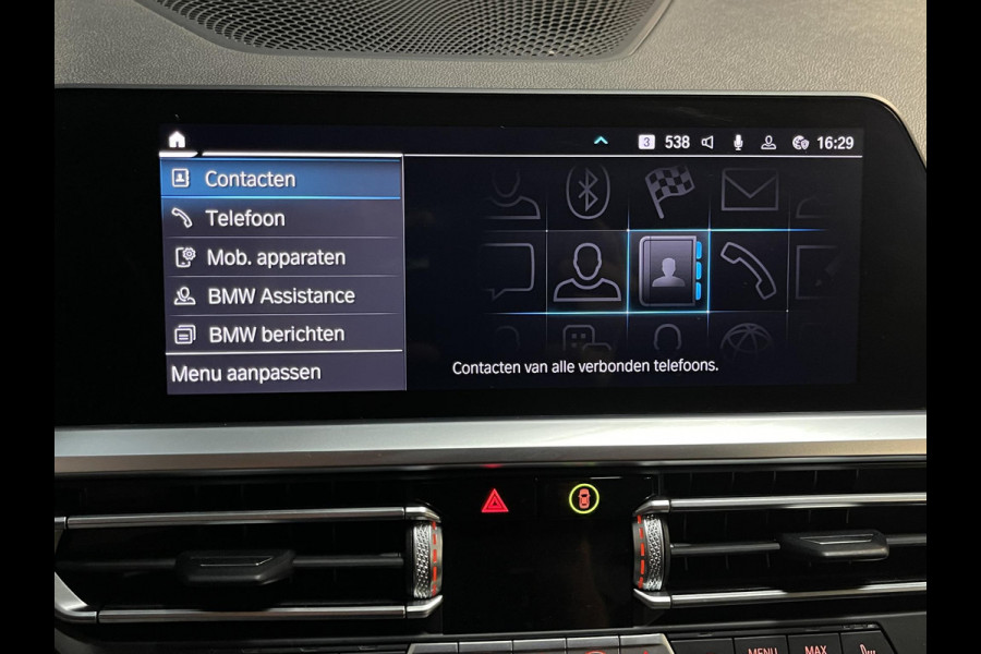 BMW 3 Serie Touring 330e xDrive Sport Line 18"/Sportstoelen + memory/Stoel + stuurverwarming/Keyless/PDC/Apple Carplay & Android Auto