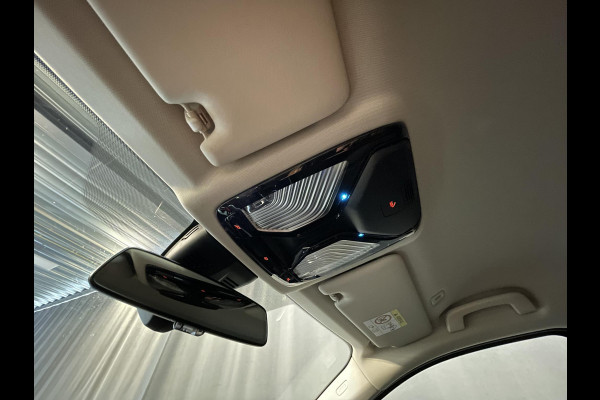 BMW 3 Serie Touring 330e xDrive Sport Line 18"/Sportstoelen + memory/Stoel + stuurverwarming/Keyless/PDC/Apple Carplay & Android Auto