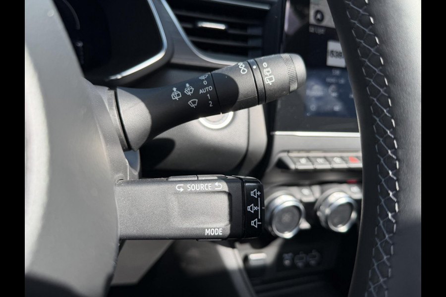 Mitsubishi ASX 1.6 PHEV AT Instyle 18"/Trekhaak/Leder/Panoramadak/Stoel + stuurverwarming/Camera/Dodehoek/Apple Carplay & Android Auto