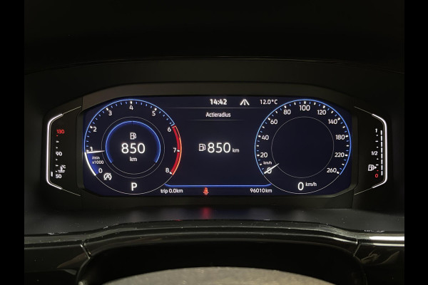 Volkswagen Touran 1.5 TSI Highline 7p 16"/Stoel + stuurverwarming + massage/Keyless/Elektrische klep/PDC v+a/Apple Carplay & Android Auto