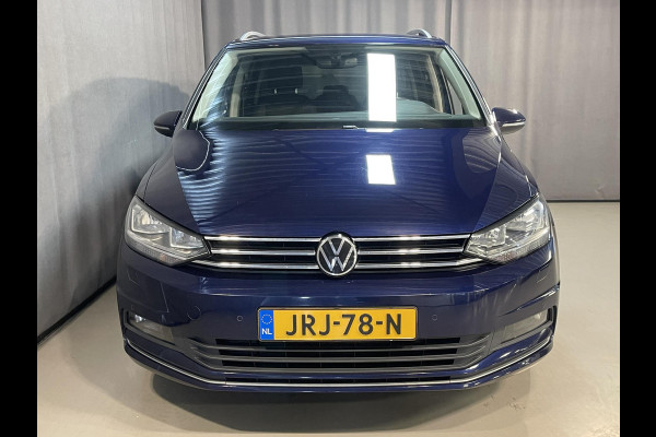 Volkswagen Touran 1.5 TSI Highline 7p 16"/Stoel + stuurverwarming + massage/Keyless/Elektrische klep/PDC v+a/Apple Carplay & Android Auto