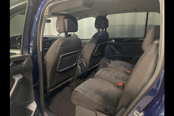 Volkswagen Touran 1.5 TSI Highline 7p 16"/Stoel + stuurverwarming + massage/Keyless/Elektrische klep/PDC v+a/Apple Carplay & Android Auto