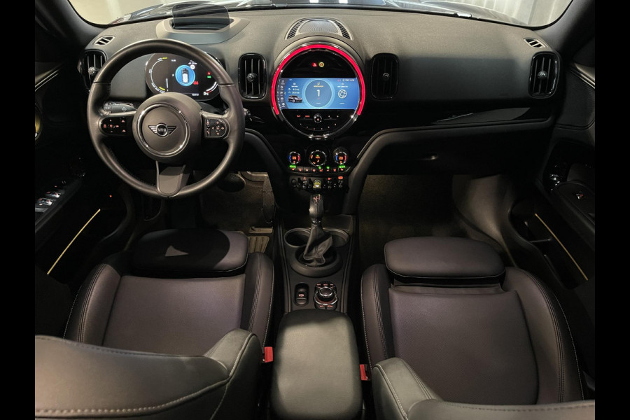 MINI Countryman 1.5 Cooper S E ALL4 18"/Adaptieve cruise/Sportstoel + memory/Stoel + voorruitverwarming/Head-up/Keyless/Camera
