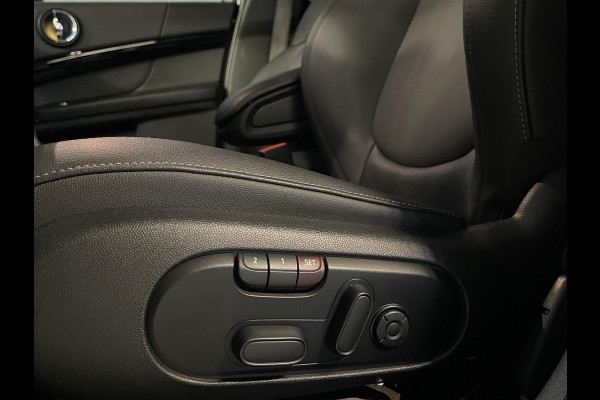 MINI Countryman 1.5 Cooper S E ALL4 18"/Adaptieve cruise/Sportstoel + memory/Stoel + voorruitverwarming/Head-up/Keyless/Camera