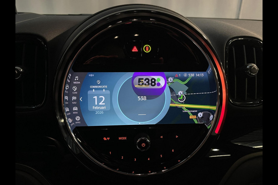 MINI Countryman 1.5 Cooper S E ALL4 18"/Adaptieve cruise/Sportstoel + memory/Stoel + voorruitverwarming/Head-up/Keyless/Camera