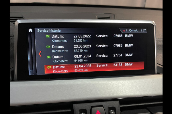 BMW X1 xDrive25e High Executive M Sport 18''/VOL Leder/Trekhaak/Stoelverwarming/Sportstoelen/Elektrische Klep/LED/DAB/Navigatie/PDC