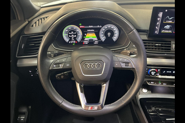 Audi Q5 55 TFSI e S edition Competition 19"/Sportstoelen/Stoelverwarming/Adaptieve cruise/Dodehoek/Camera/Apple Carplay & Android Auto
