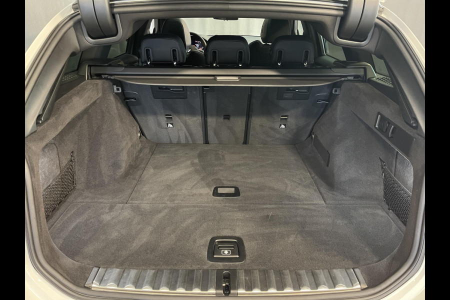 BMW 3 Serie Touring 330i M Sport 18"/Panoramadak/Laser LED/Harman Kardon/Dodehoek/Adaptieve cruise/Keyless/Stoelverwarming