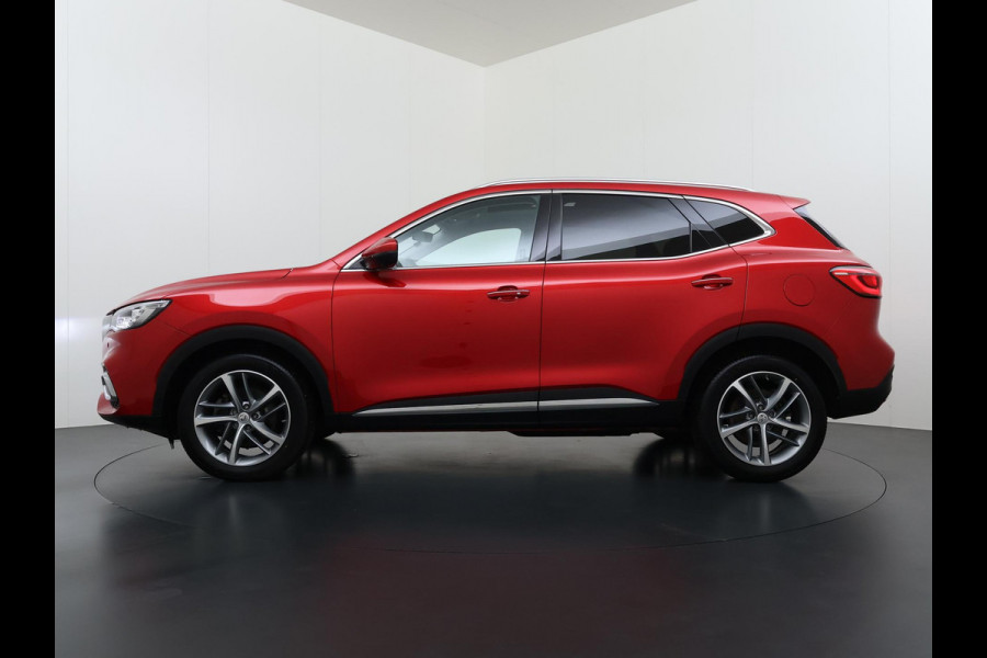 MG EHS 1.5 TGDI Luxury VAN: 24.900,- VOOR: 21.877,- UW WKVOORDEEL: 3.023,- | PHEV | MEGA COMPLEET! | COMPLETE HISTORIE AANWEZIG | FABRIEKSGARANTIE T/M 03-2030 | 52km WLTP ELECTR RIJBEREIK, TOTAAL RIJBEREIK TOT 1.000km! |