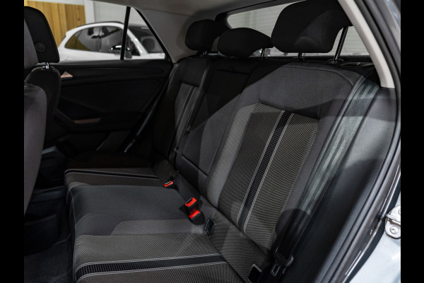 Volkswagen T-Roc 1.0 TSI Style, Apple Carplay, ACC, PDC, Cam, Clima, Private Glas, Multistuur, Volledig Onderhouden