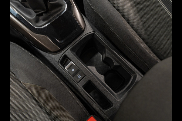 Volkswagen T-Roc 1.0 TSI Style, Apple Carplay, ACC, PDC, Cam, Clima, Private Glas, Multistuur, Volledig Onderhouden