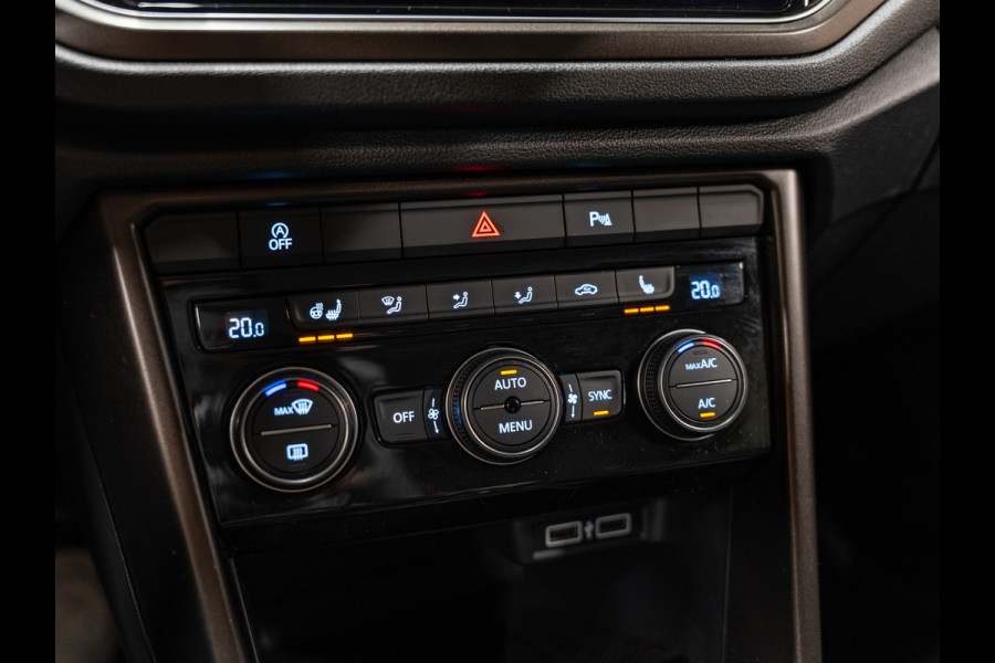 Volkswagen T-Roc 1.0 TSI Style, Apple Carplay, ACC, PDC, Cam, Clima, Private Glas, Multistuur, Volledig Onderhouden