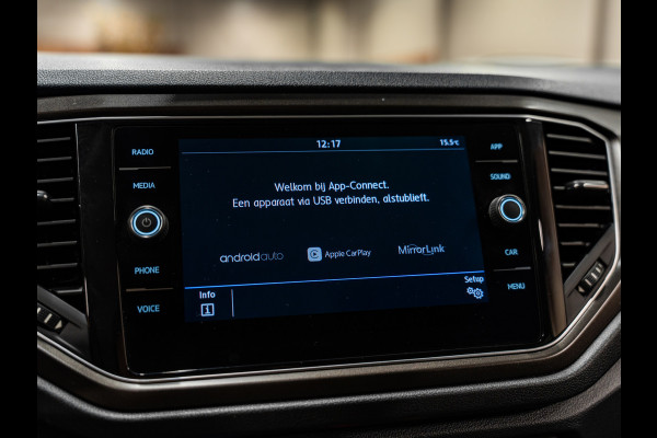 Volkswagen T-Roc 1.0 TSI Style, Apple Carplay, ACC, PDC, Cam, Clima, Private Glas, Multistuur, Volledig Onderhouden