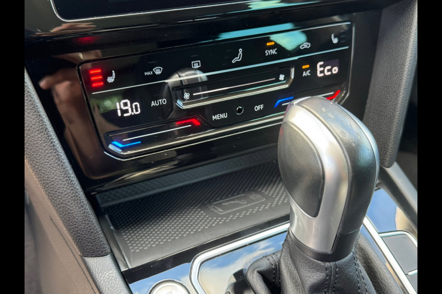 Volkswagen Passat Variant 1.4 TSI GTE * Trekhaak * Side Assist * Elek Klep * Visueel Cockpit *
