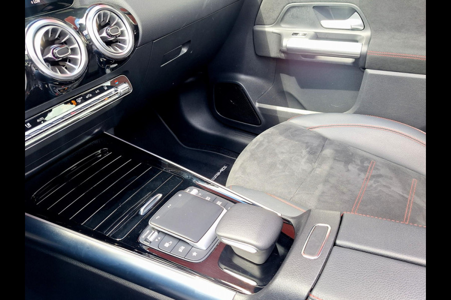 Mercedes-Benz EQA 250 AMG Line 67 kWh | SOH: 93,4% | Panaromadak | Trekhaak | LED |