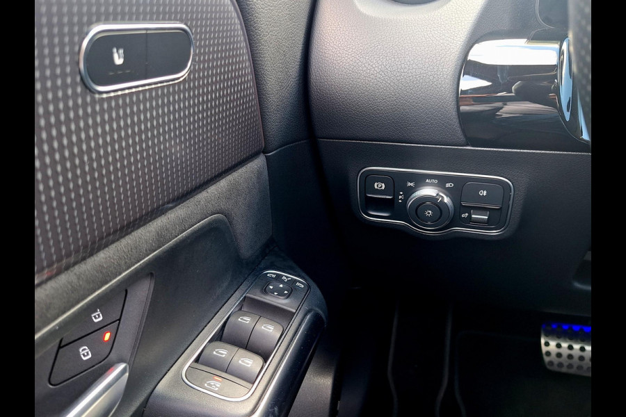 Mercedes-Benz EQA 250 AMG Line 67 kWh | SOH: 93,4% | Panaromadak | Trekhaak | LED |