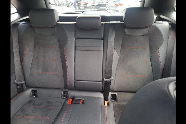 Mercedes-Benz EQA 250 AMG Line 67 kWh | SOH: 93,4% | Panaromadak | Trekhaak | LED |