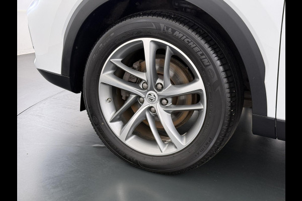 MG EHS 1.5 TGDI Luxury VAN: 22.900,- VOOR: 19.877,- UW WKVOORDEEL: 3.023,- | PHEV | MEGA COMPLEET! | COMPLETE HISTORIE AANWEZIG | FABRIEKSGARANTIE T/M 06-2029 | 52km WLTP ELECTR RIJBEREIK, TOTAAL RIJBEREIK TOT 1.000km!