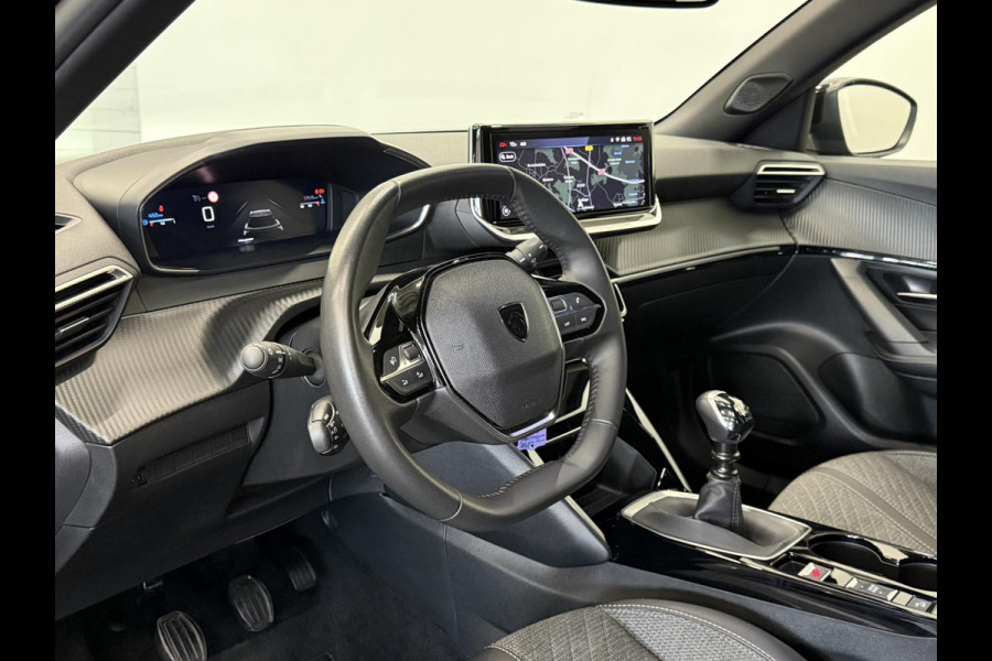 Peugeot 2008 1.2 Puretech Allure 100pk Navigatie Camera Apple Carplay Android Auto Parkeersensoren Cruise Control Stoelverwarming Climate Control Lichtmetalen velgen