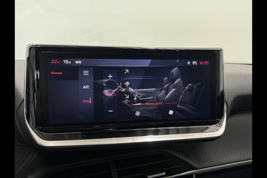 Peugeot 2008 1.2 Puretech Allure 100pk Navigatie Camera Apple Carplay Android Auto Parkeersensoren Cruise Control Stoelverwarming Climate Control Lichtmetalen velgen