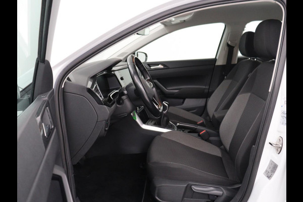 Volkswagen Polo 1.0 TSI Life | Navigatie | Parkeerhulp | Carplay | Adaptive Cruise | Full LED | Digital Cockpit | Airco | Bluetooth | DAB | Lichtmetalen velgen