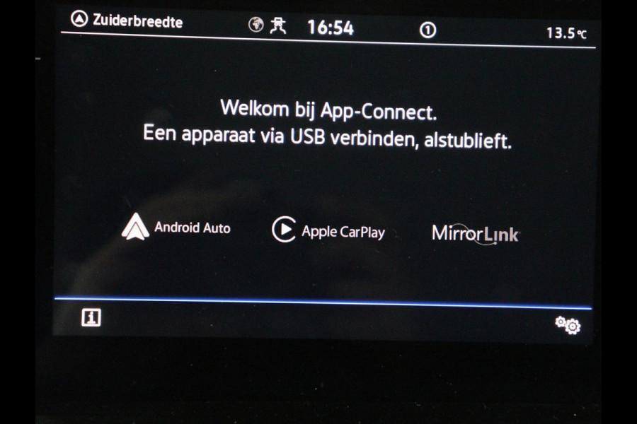 Volkswagen Polo 1.0 TSI Life | Navigatie | Parkeerhulp | Carplay | Adaptive Cruise | Full LED | Digital Cockpit | Airco | Bluetooth | DAB | Lichtmetalen velgen