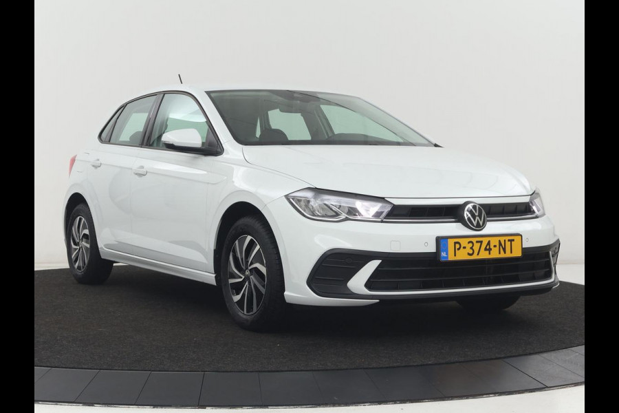 Volkswagen Polo 1.0 TSI Life | Navigatie | Parkeerhulp | Carplay | Adaptive Cruise | Full LED | Digital Cockpit | Airco | Bluetooth | DAB | Lichtmetalen velgen