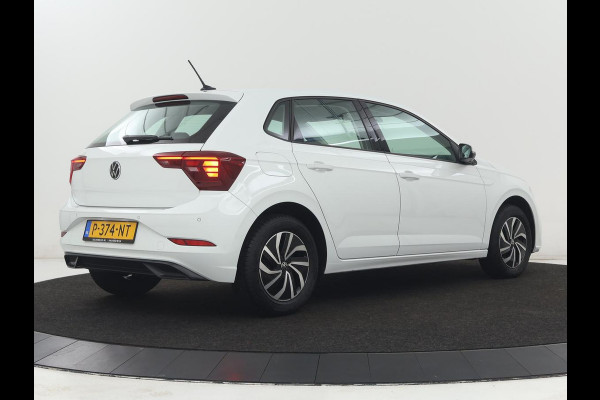 Volkswagen Polo 1.0 TSI Life | Navigatie | Parkeerhulp | Carplay | Adaptive Cruise | Full LED | Digital Cockpit | Airco | Bluetooth | DAB | Lichtmetalen velgen