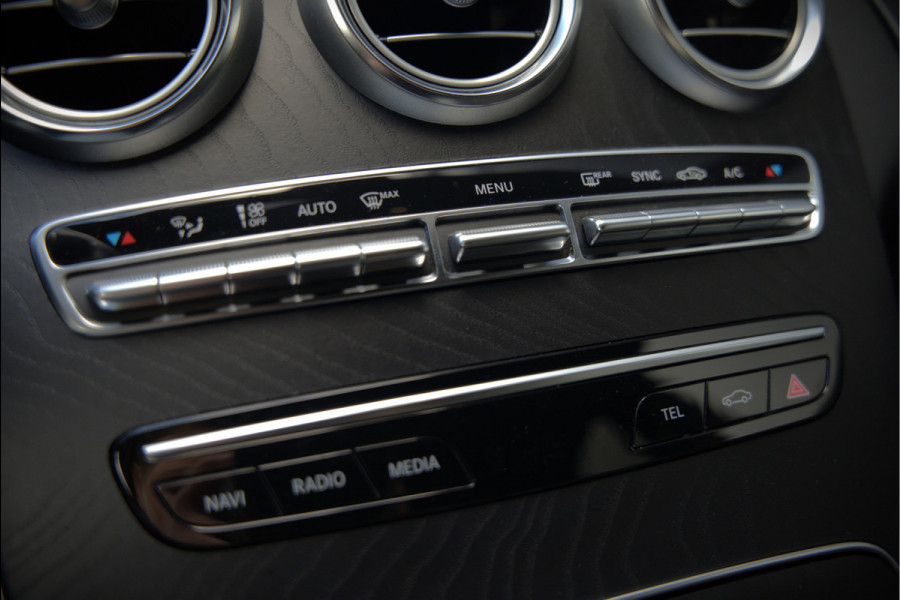 Mercedes-Benz C-Klasse Estate 160 Business Solution AMG Limited | Stoelverwarming | Cruise Control | Camera | Navigatie | Keyless | Trekhaak | Digitale Tellers | Dealer Onderhouden | LED High Performance | NAP