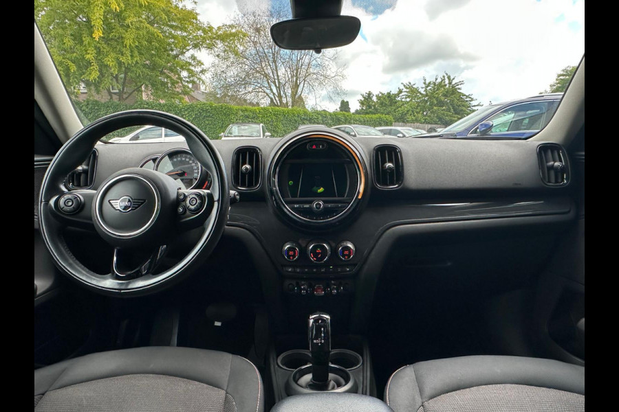 MINI Countryman 1.5 Pepper, Automaat, Airco, Bluetooth, Stoelverwarming, PDC, APK