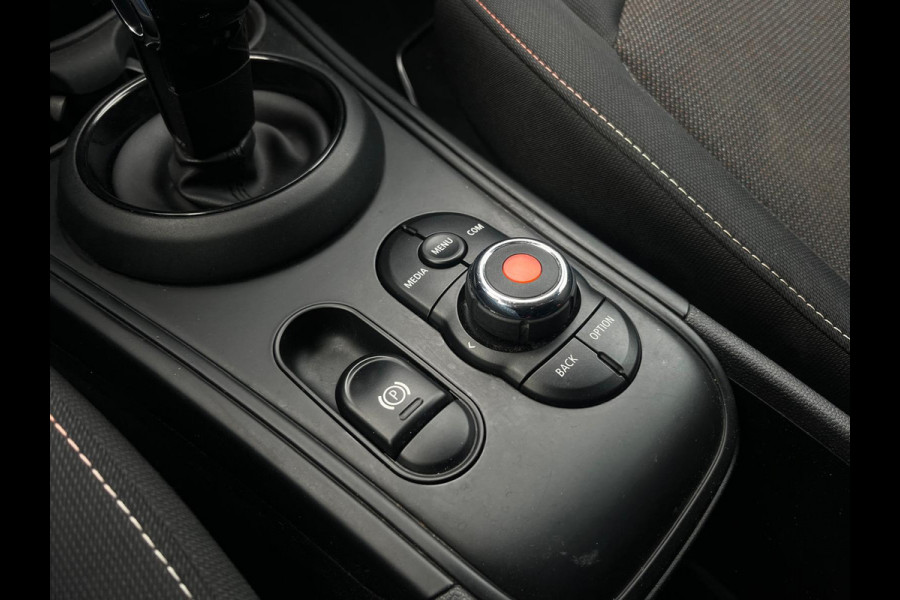 MINI Countryman 1.5 Pepper, Automaat, Airco, Bluetooth, Stoelverwarming, PDC, APK