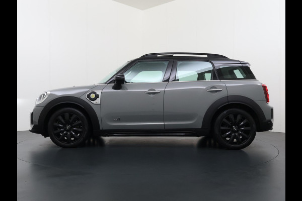 MINI Countryman 1.5 Cooper S E ALL4 PHEV Plug-in Hybride | Direct Rijklaar & Leverbaar | Panorama Dak | Stoelverwarming | Adaptieve Cruise Control | CarPlay & Camera | 12 Mnd BOVAG Garantie