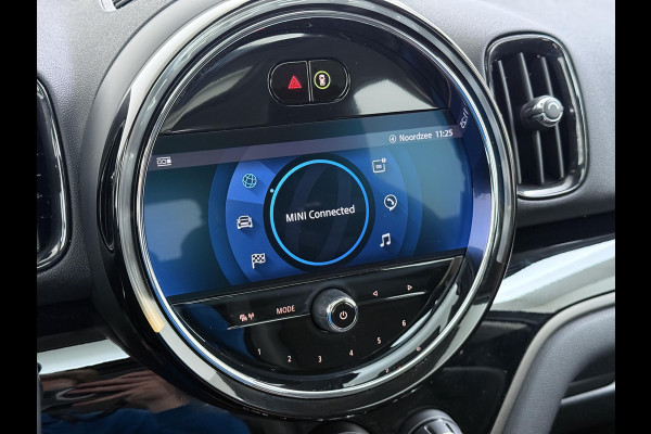 MINI Countryman 1.5 Cooper S E ALL4 PHEV Plug-in Hybride | Direct Rijklaar & Leverbaar | Panorama Dak | Stoelverwarming | Adaptieve Cruise Control | CarPlay & Camera | 12 Mnd BOVAG Garantie