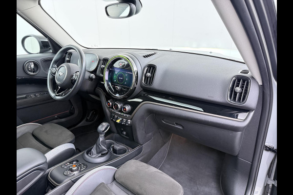 MINI Countryman 1.5 Cooper S E ALL4 PHEV Plug-in Hybride | Direct Rijklaar & Leverbaar | Panorama Dak | Stoelverwarming | Adaptieve Cruise Control | CarPlay & Camera | 12 Mnd BOVAG Garantie