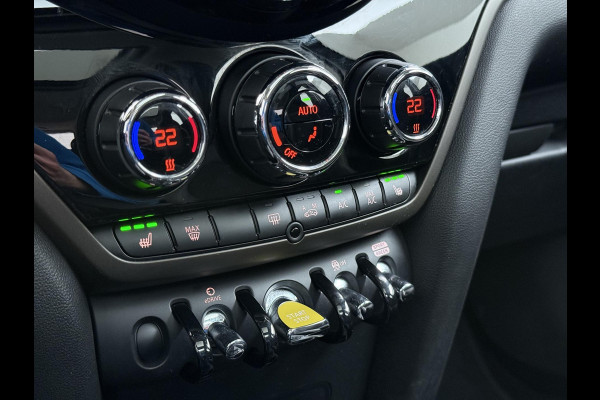 MINI Countryman 1.5 Cooper S E ALL4 PHEV Plug-in Hybride | Direct Rijklaar & Leverbaar | Panorama Dak | Stoelverwarming | Adaptieve Cruise Control | CarPlay & Camera | 12 Mnd BOVAG Garantie