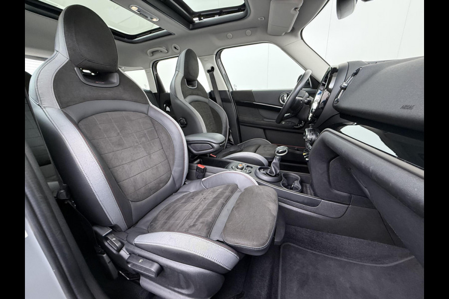MINI Countryman 1.5 Cooper S E ALL4 PHEV Plug-in Hybride | Direct Rijklaar & Leverbaar | Panorama Dak | Stoelverwarming | Adaptieve Cruise Control | CarPlay & Camera | 12 Mnd BOVAG Garantie
