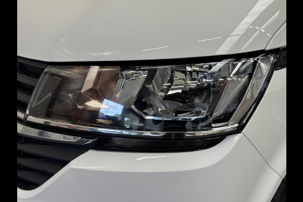Volkswagen Transporter 2.0 TDI L1H1 30 Comfortline Airco Cruise Control Apple Carplay Side-bars Licht Metalen velgen Verwarmbare voorstoelen