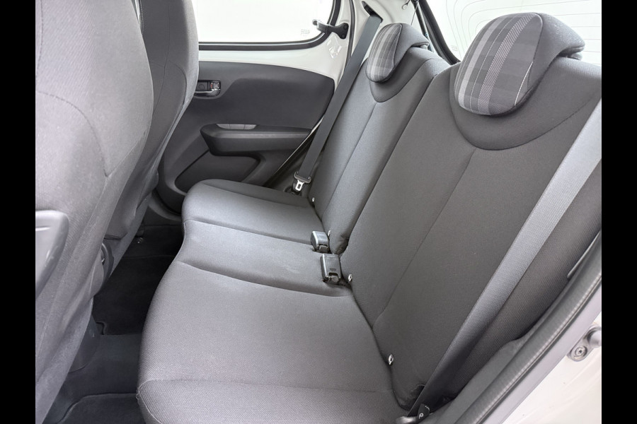 Peugeot 108 1.0 e-VTi 5Drs Automaat Navi* Apple Carplay Android Auto Airco Bluetooth Allure Led Lmv Isofix Centrale vergrendeling Afstandsbediend Origineel Nederlandse Auto