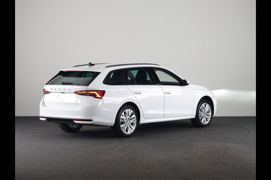 Škoda Octavia Combi Business Edition Plus m-HEV 1.5 TSI 115 pk 7 versn. DSG | Winter pakket | Lichtmetalen velgen 18 inch Lerna Antraciet