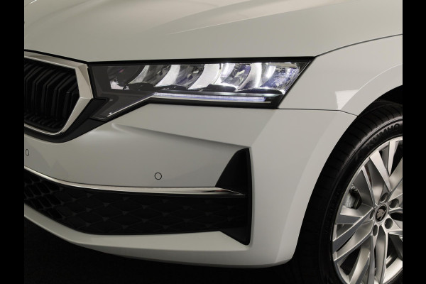 Škoda Octavia Combi Business Edition Plus m-HEV 1.5 TSI 115 pk 7 versn. DSG | Winter pakket | Lichtmetalen velgen 18 inch Lerna Antraciet