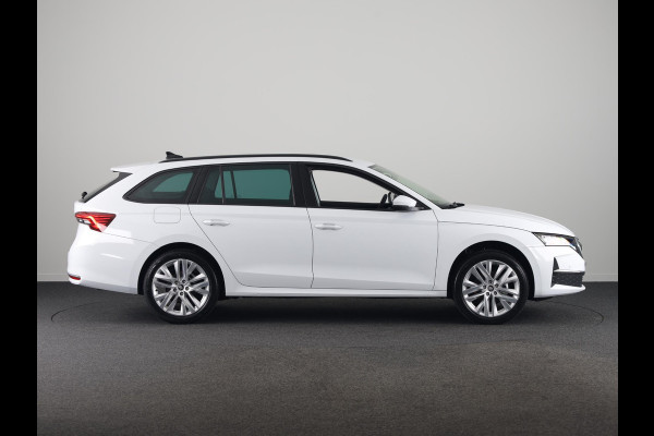 Škoda Octavia Combi Business Edition Plus m-HEV 1.5 TSI 115 pk 7 versn. DSG | Winter pakket | Lichtmetalen velgen 18 inch Lerna Antraciet