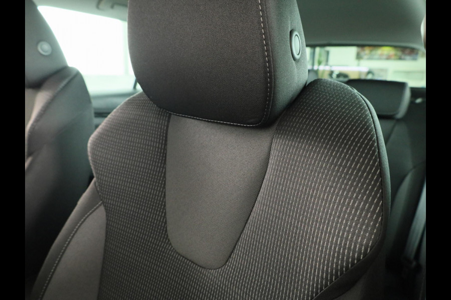 Škoda Octavia Combi Business Edition Plus m-HEV 1.5 TSI 115 pk 7 versn. DSG | Winter pakket | Lichtmetalen velgen 18 inch Lerna Antraciet
