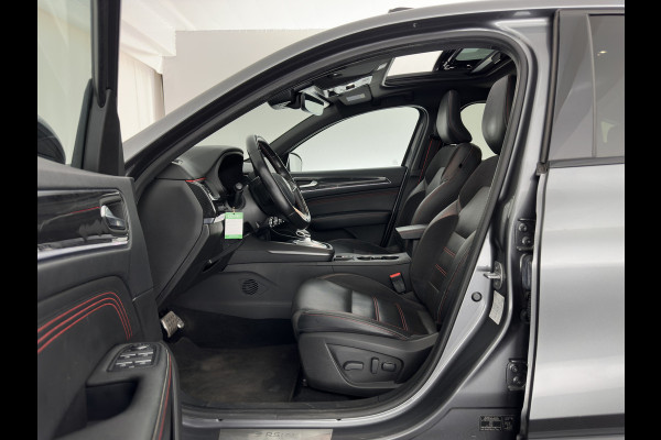 Renault Arkana 1.6 E-Tech RS-Line Hybrid 145 (INCL-BTW) Aut. *PANO | LEATHER | FULL-LED | BLINDSPOT | CAMERA | HEATED-SPORTSEATS | KEYLESS | AMBIENTLIGHT | DIGI-COCKPIT | PRIVACY-GLASS | NAVI-FULLMAP | ECC | ADAPTIVE-CRUISE | PDC | 18"