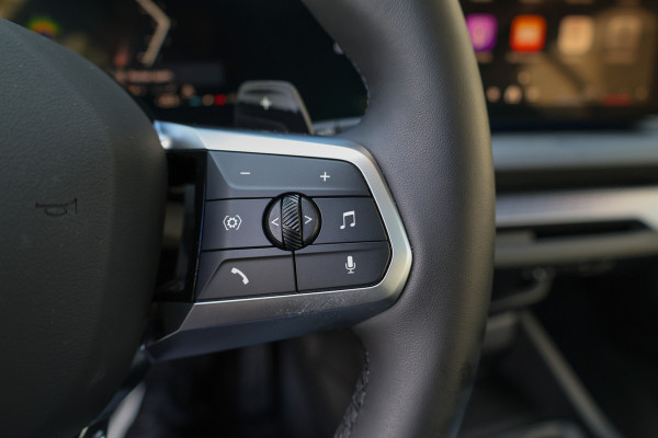 BMW 1-serie 123 xDrive | VOL! | M-SPORT | PANO | MEMORY | HUD | H/K | 360 | KEYLESS |