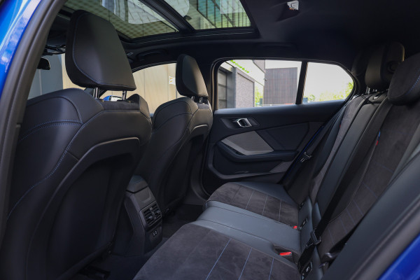 BMW 1-serie 123 xDrive | VOL! | M-SPORT | PANO | MEMORY | HUD | H/K | 360 | KEYLESS |