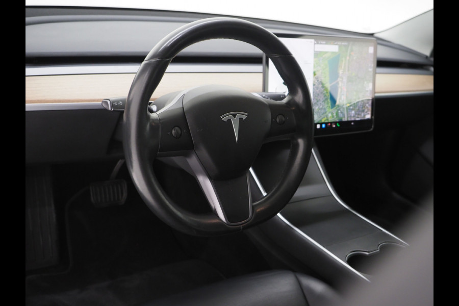 Tesla Model 3 Long Range AWD 75 kWh 351PK | Panoramadak | AutoPilot | Camera | Leder | Stoelverwarming