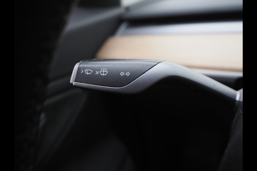 Tesla Model 3 Long Range AWD 75 kWh 351PK | Panoramadak | AutoPilot | Camera | Leder | Stoelverwarming